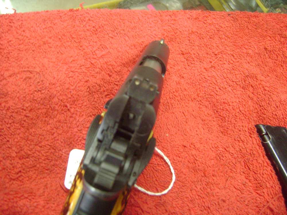 BROWNING BLACK LABEL 1911 380 2-8rd MAGAZINES HORN GRIPS-img-5