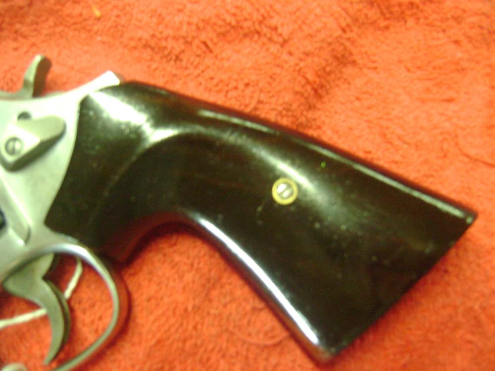 SMITH & WESSON MODEL 686-6 357magnum  6"barrel CUSTOM WOOD GRIPS-img-2
