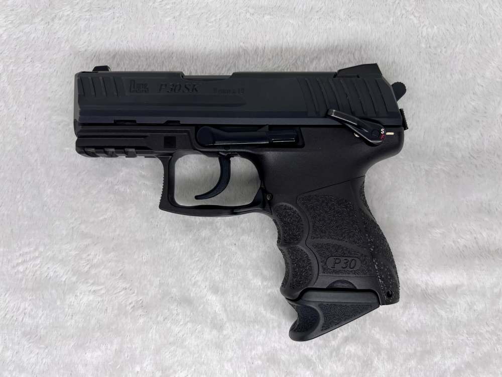 HK P30S V3 9MM Pistol-img-4