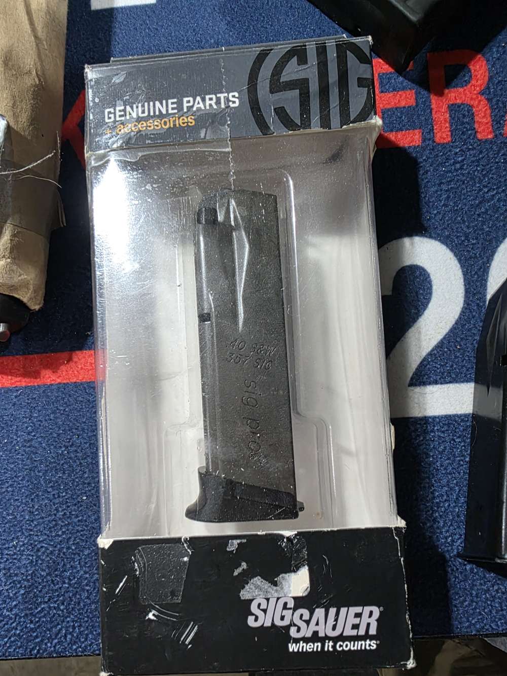 Sig Sauer Pro OEM 12 Rd SP2022 .40/.357 Sig Magazine *NEW* -img-0