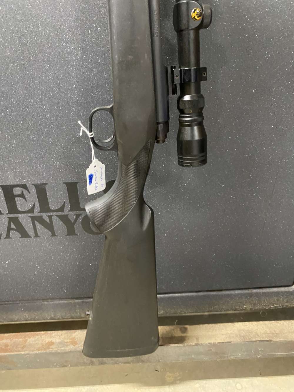 Winchester model 70 .30-06 bolt rifle w/ Simmons scope READ-img-1