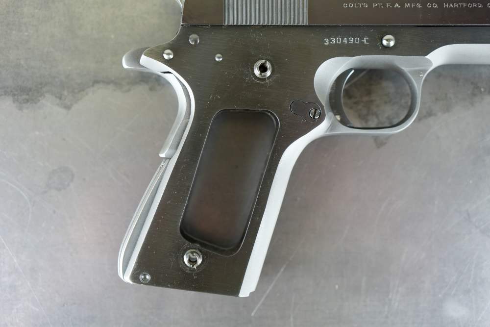 Colt Government Model .45 ACP – 1969 Production – Box, Manual & Grips-img-41