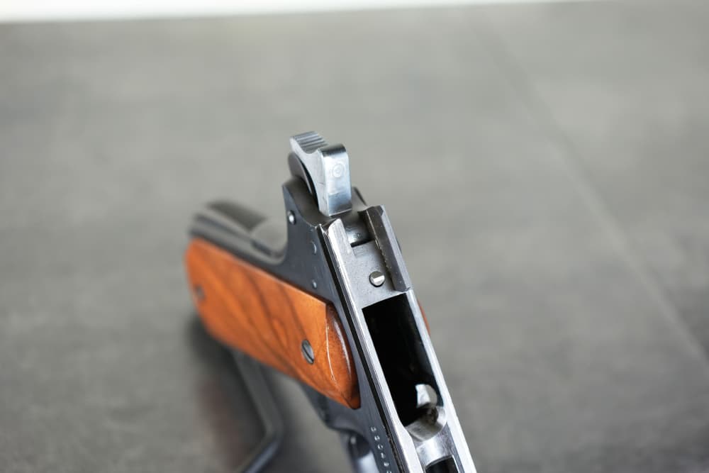 Colt Government Model .45 ACP – 1969 Production – Box, Manual & Grips-img-61