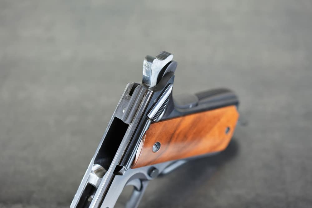 Colt Government Model .45 ACP – 1969 Production – Box, Manual & Grips-img-62