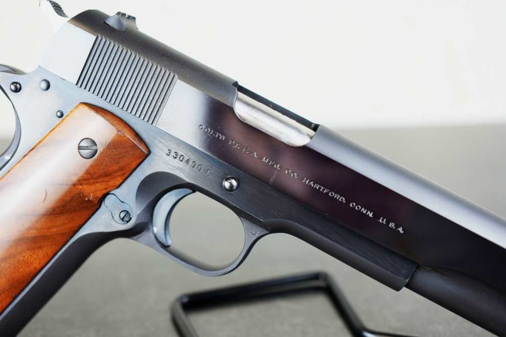 Colt Government Model .45 ACP – 1969 Production – Box, Manual & Grips-img-9