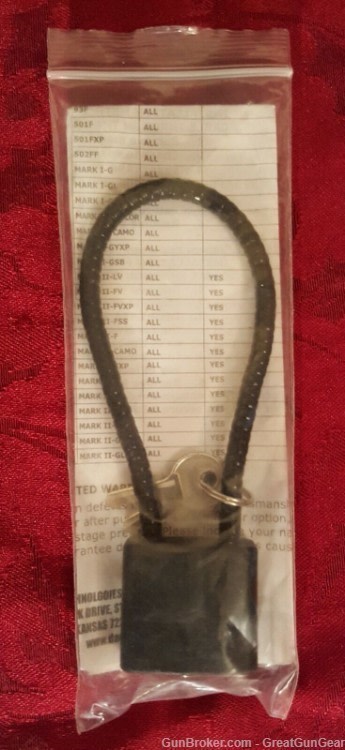 Browning Regal Savage Arms Master Lock Firearm Gun Safety Locks Lot of 4-img-5