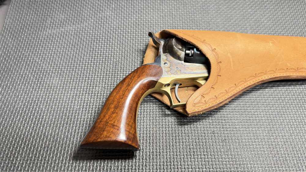 1847 WALKER COLT Revolver by Uberti 44 cal Cap & Ball VG COND W/ Holster-img-22