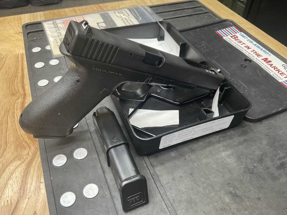 RARE Glock 17L Ported Gen 1-img-5