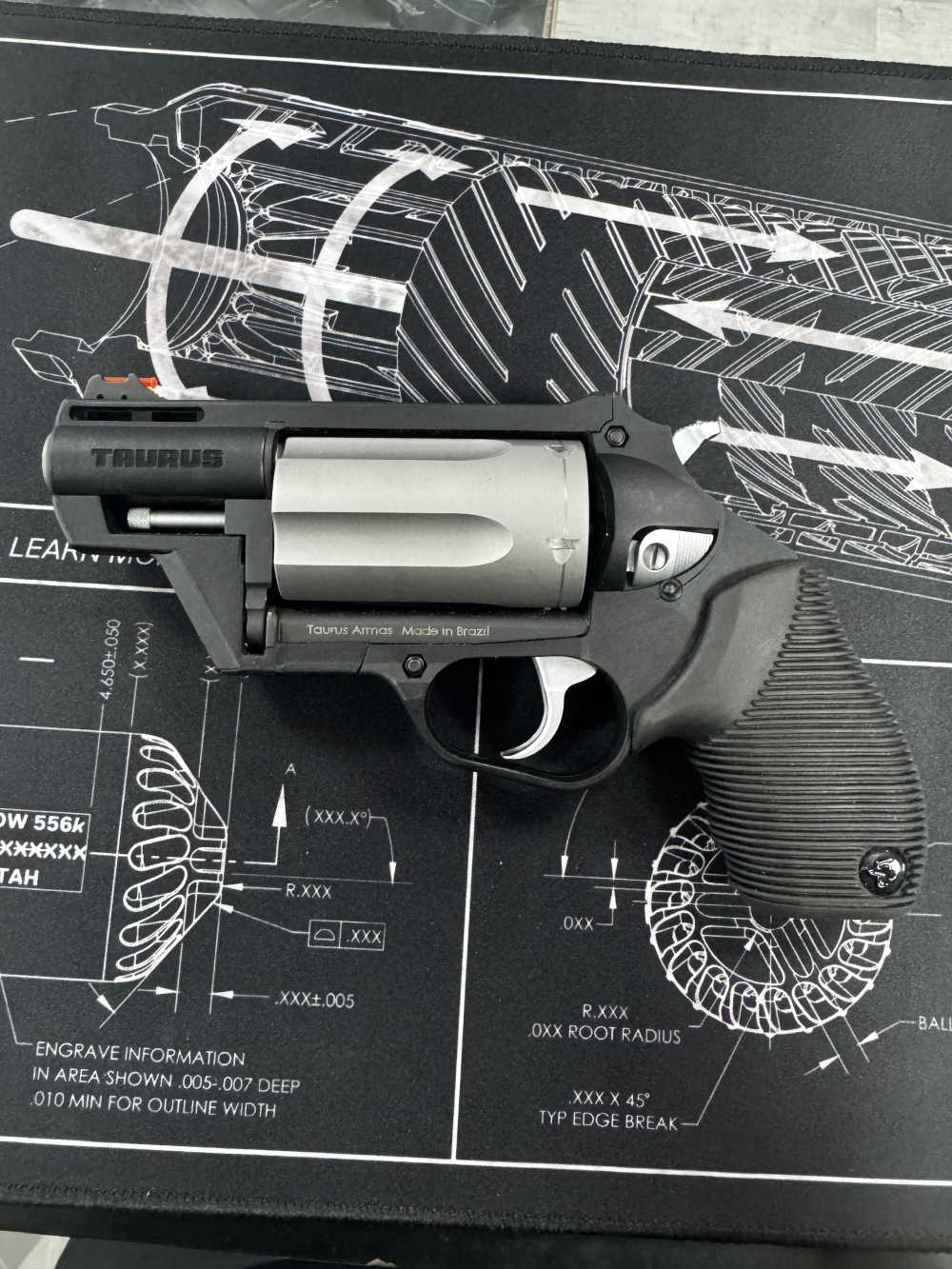 Taurus The Judge 410-img-0