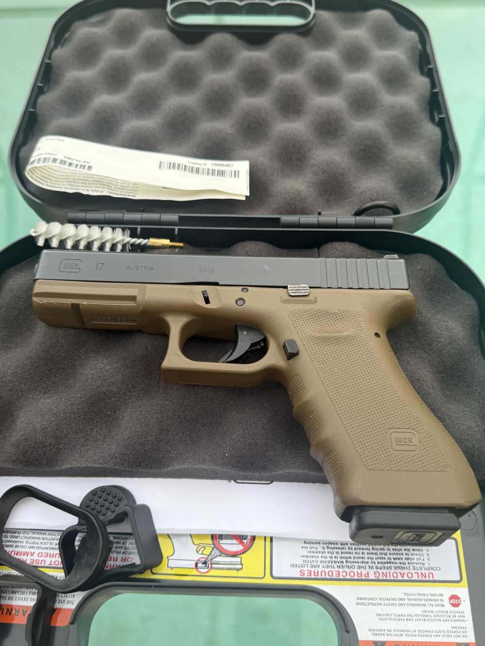 Vickers Glock 17 RTF2 FDE 9mm-img-4