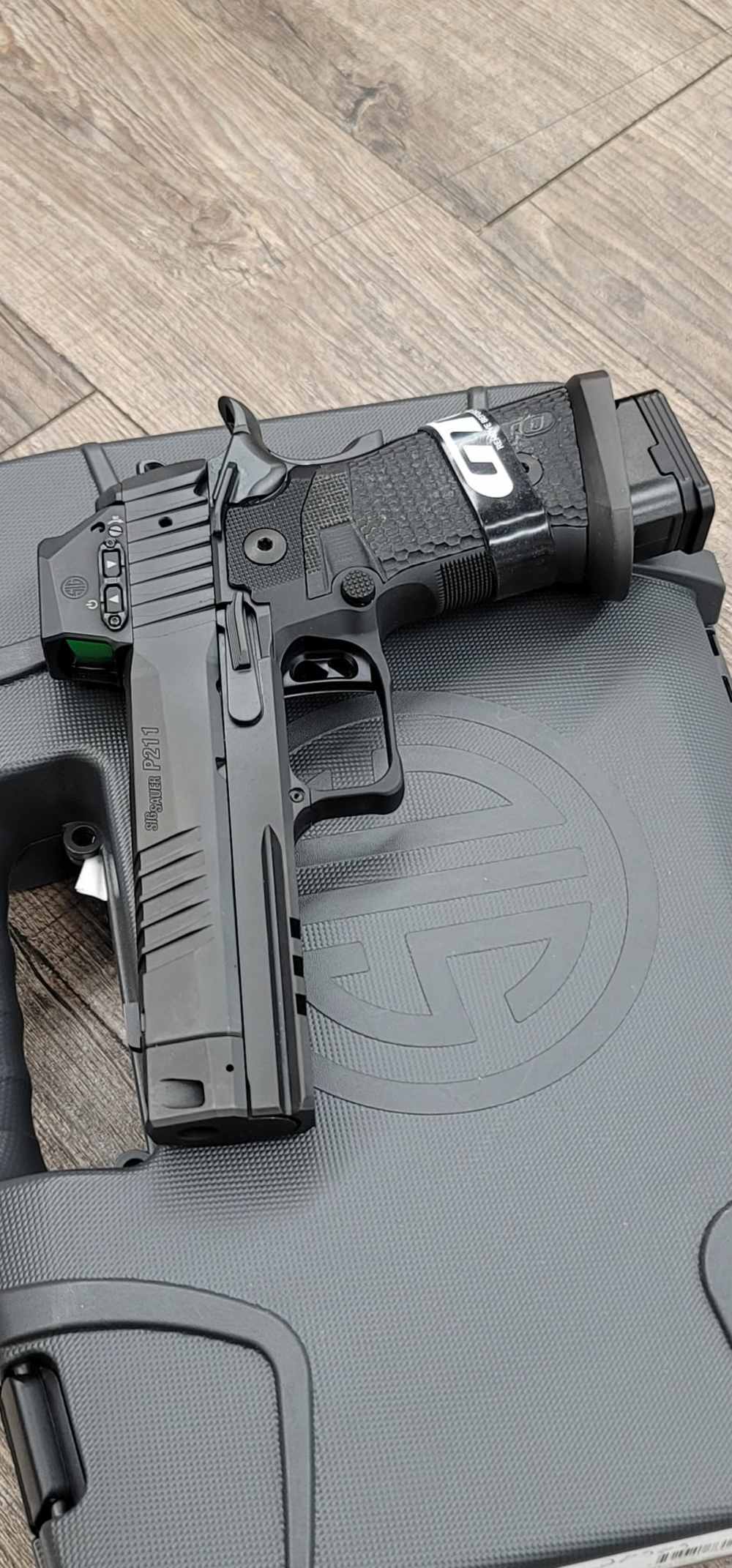 NEW Brand New Sig Sauer P211 GTO 9MM 4.4 BLK COMP 21RD ROMEO-X SIG-LOC PRO-img-6