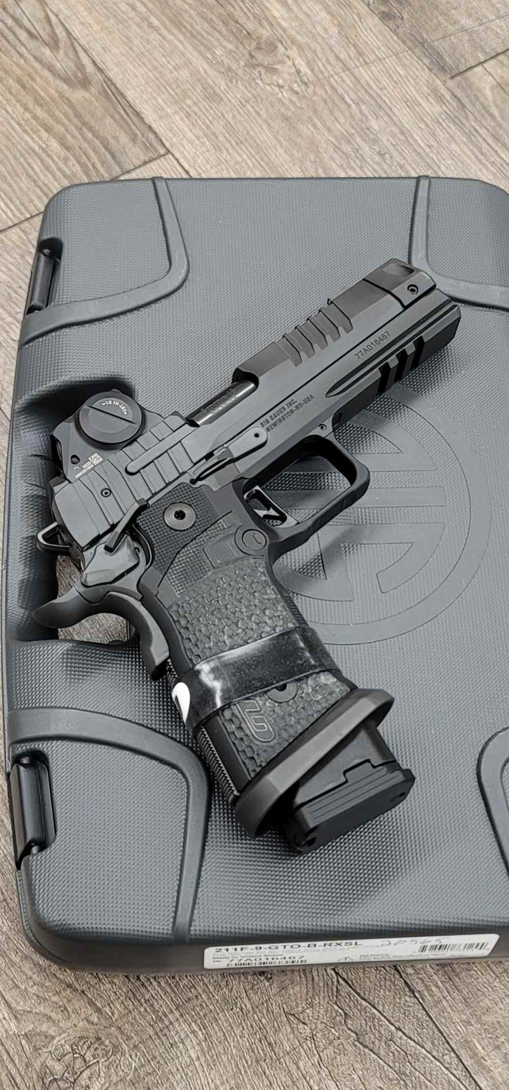 NEW Brand New Sig Sauer P211 GTO 9MM 4.4 BLK COMP 21RD ROMEO-X SIG-LOC PRO-img-4