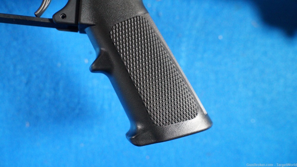 WINDHAM WEAPONRY WW-15 SRC 5.56 16" 30 ROUNDS BLACK W SCOPE (10547)-img-37