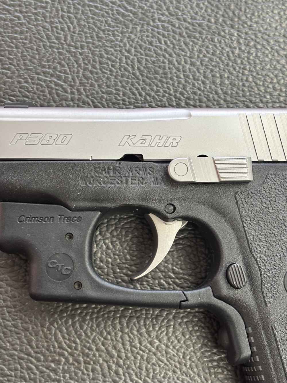 KAHR P380 W/ CRIMSON TRACE 380 ACP. NO RESERVE -img-6