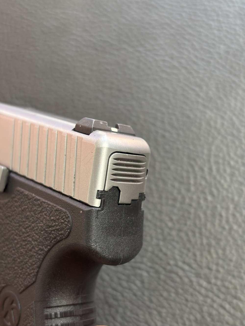 KAHR P380 W/ CRIMSON TRACE 380 ACP. NO RESERVE -img-8