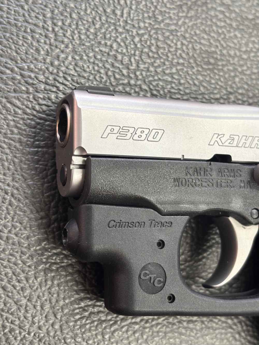 KAHR P380 W/ CRIMSON TRACE 380 ACP. NO RESERVE -img-7