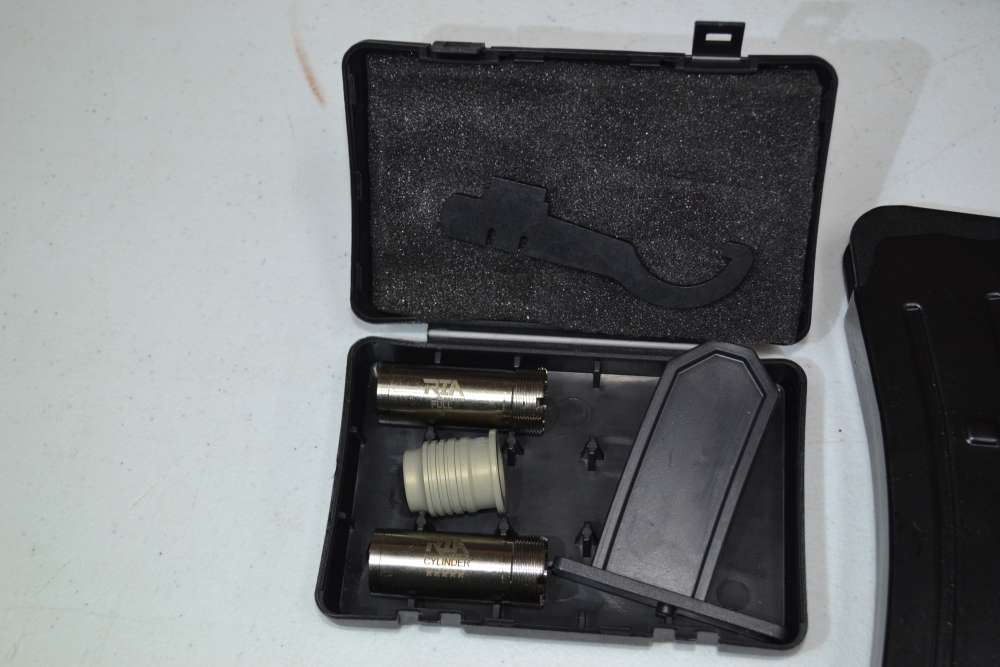 Derya Arms Model RIA VRBP100 12 gauge s/a shotgun 19" barrel.-img-1