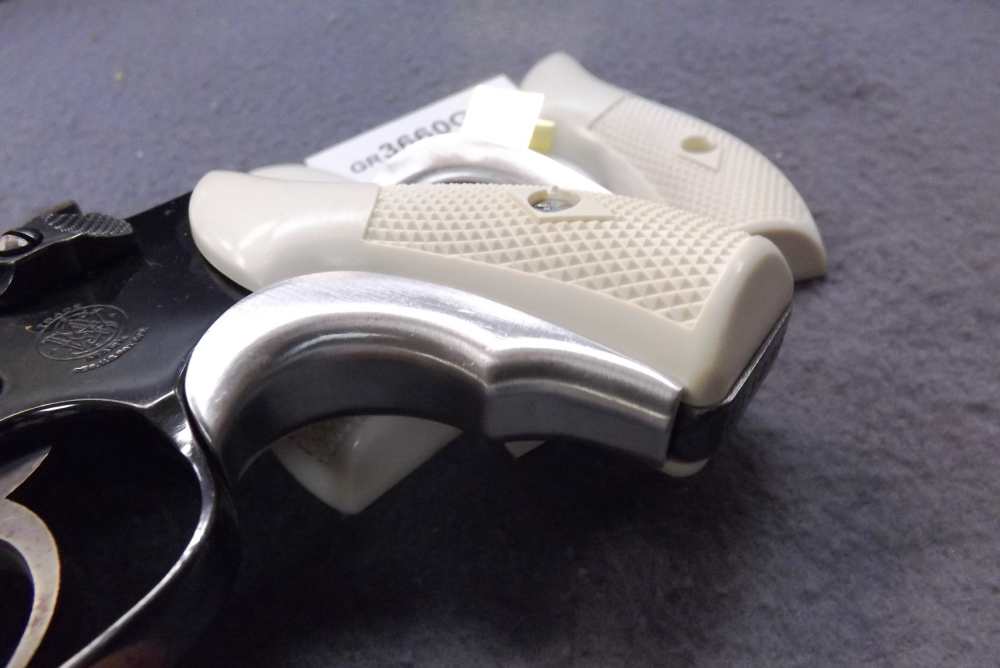 Ajax cpy Ivory Grips & Tyler T-grip style Adapter S&W J Revolvers 36 60 642-img-10