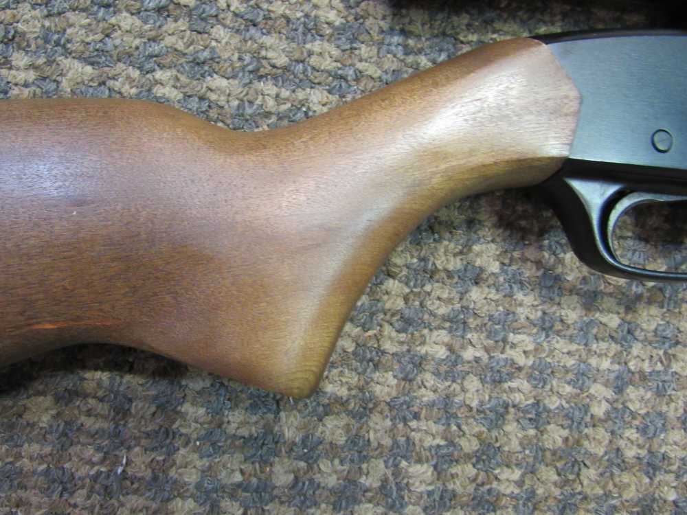  Winchester Model 190 Tube-fed, Semi-automatic .22 LR 1967 - 1980 -img-2