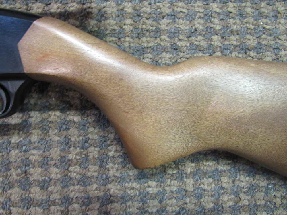  Winchester Model 190 Tube-fed, Semi-automatic .22 LR 1967 - 1980 -img-9