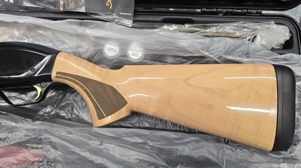 Browning Maxus II Hunter Maple 12Ga 3" 26" New-img-1