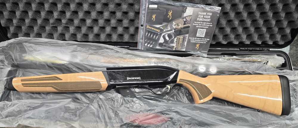 Browning Maxus II Hunter Maple 12Ga 3" 26" New-img-2