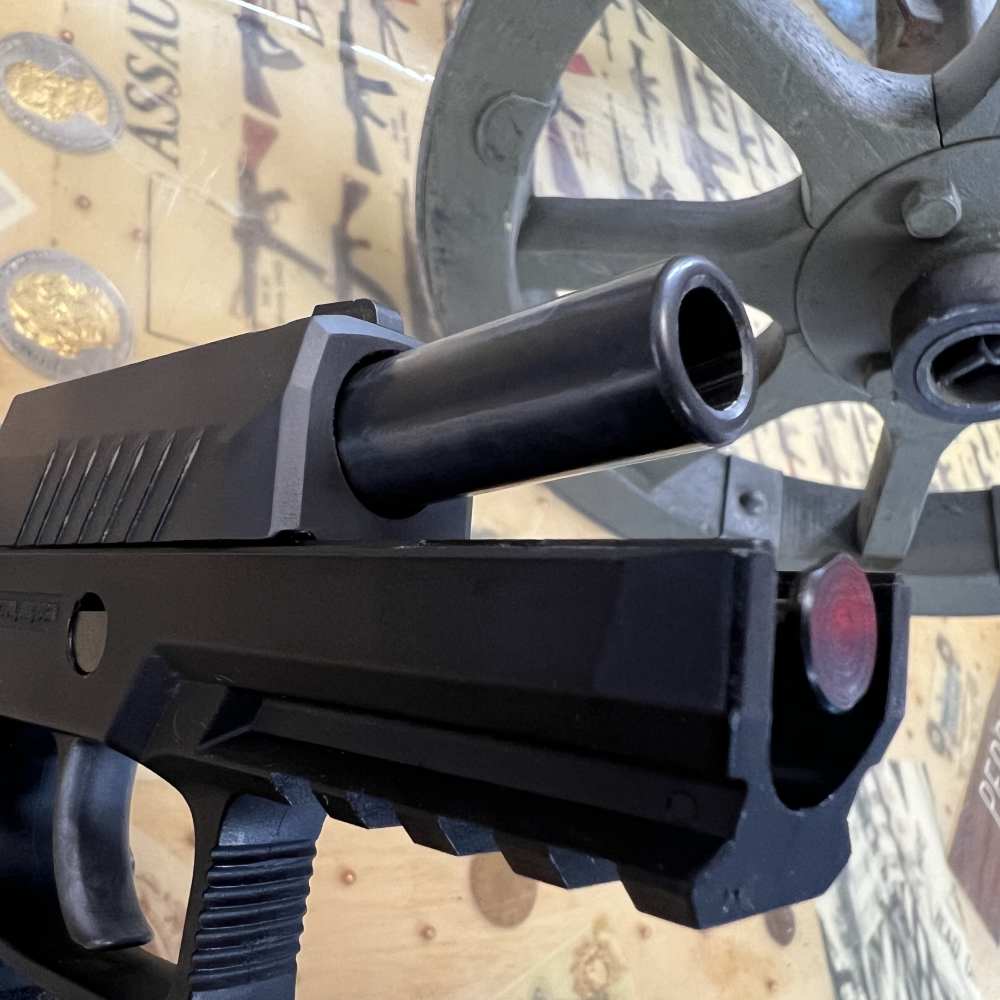 Sig Sauer P320 9mm 15rd W/Hard Case, Grip Module Assy, and Extras! -img-24
