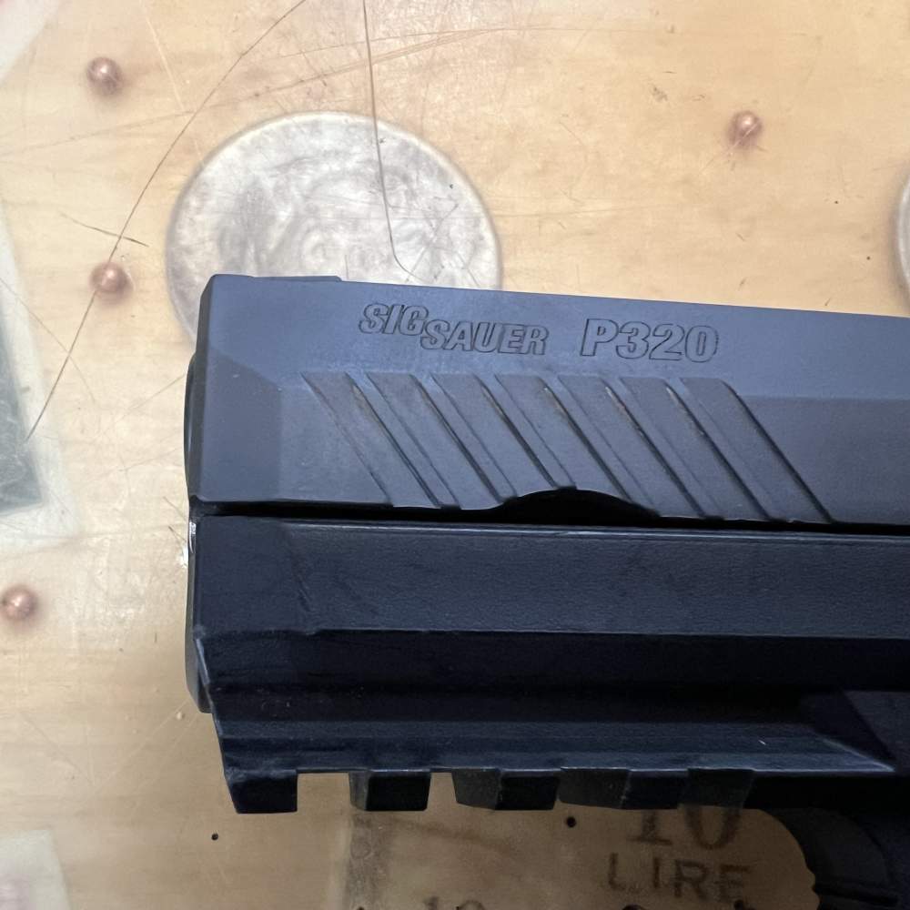 Sig Sauer P320 9mm 15rd W/Hard Case, Grip Module Assy, and Extras! -img-5