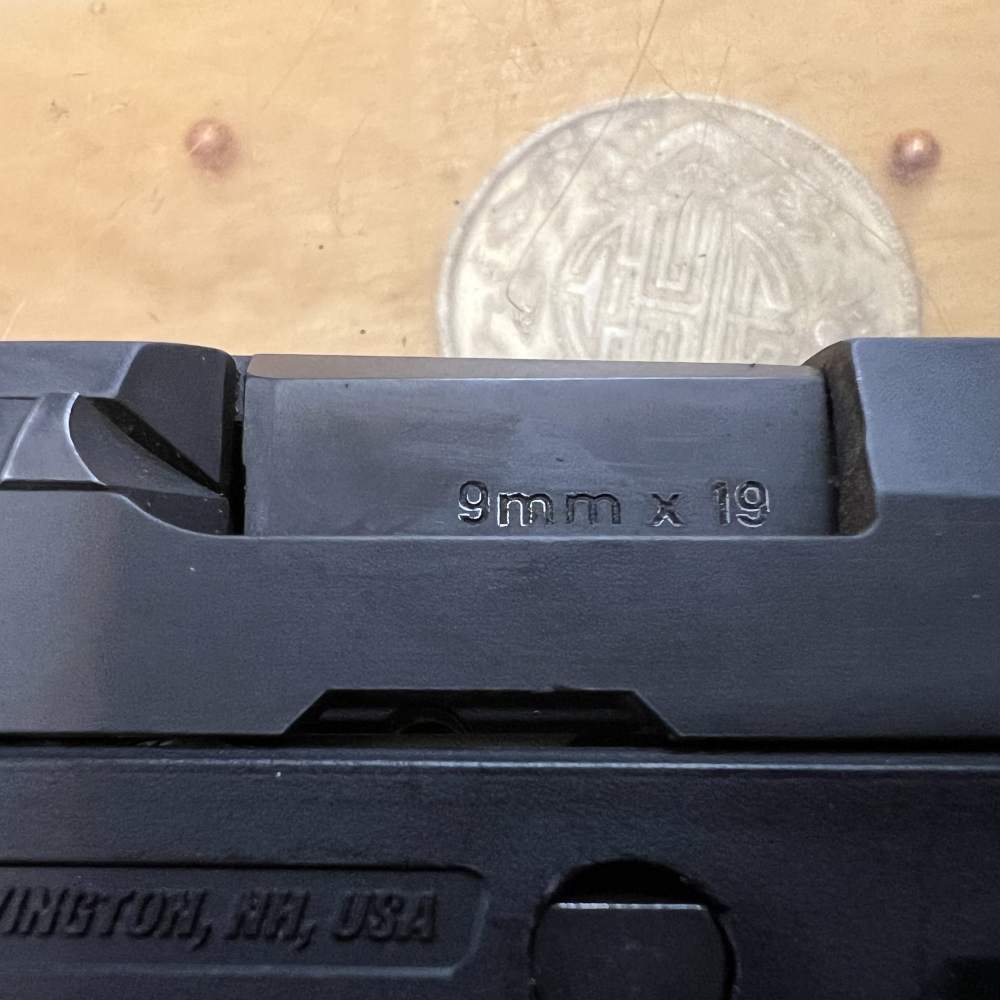 Sig Sauer P320 9mm 15rd W/Hard Case, Grip Module Assy, and Extras! -img-12