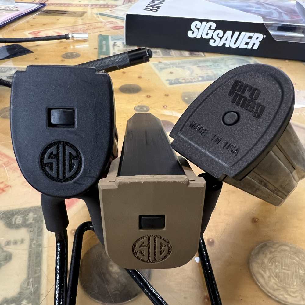 Sig Sauer P320 9mm 15rd W/Hard Case, Grip Module Assy, and Extras! -img-35