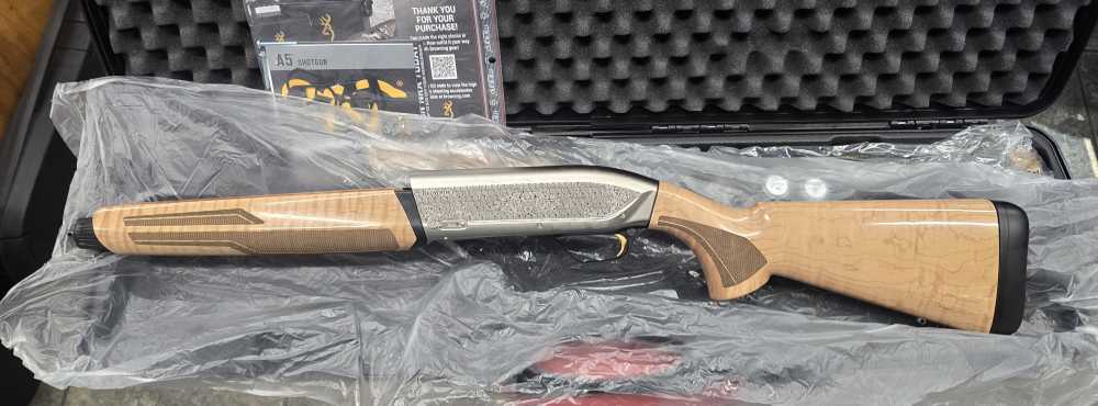 Browning Maxus II Ultimate Maple 12Ga 3" 26" New-img-4