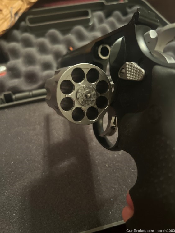Smith & Wesson Performance Center N-Frame Revolver 627 V-COMP -img-5
