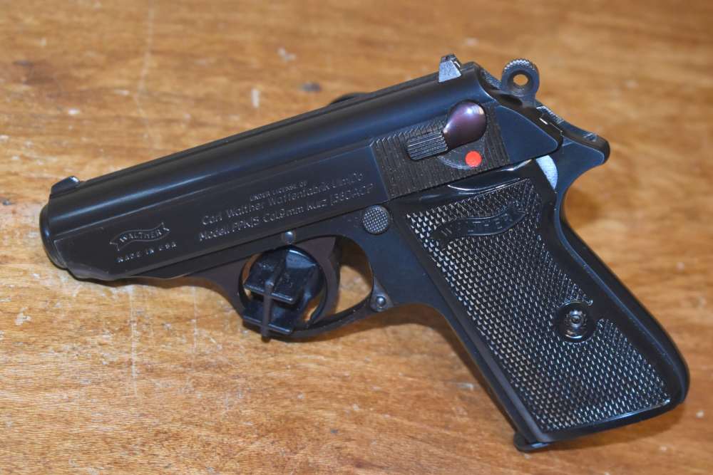 Interarms Walther PPK/S .380 ACP Pistol Case (2) Mags Manual 95% 80's -img-11