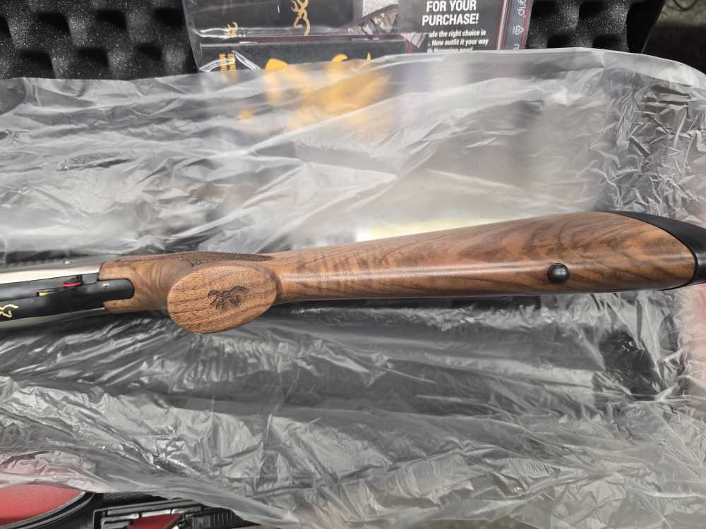 Browning Maxus II Ultimate 12Ga 3" 26" New-img-1