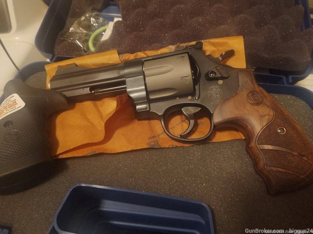 NIB S&W Smith & Wesson 329PD 329 PD .44 Mag 4" Scandium 163414A CLOSEOUT!-img-7