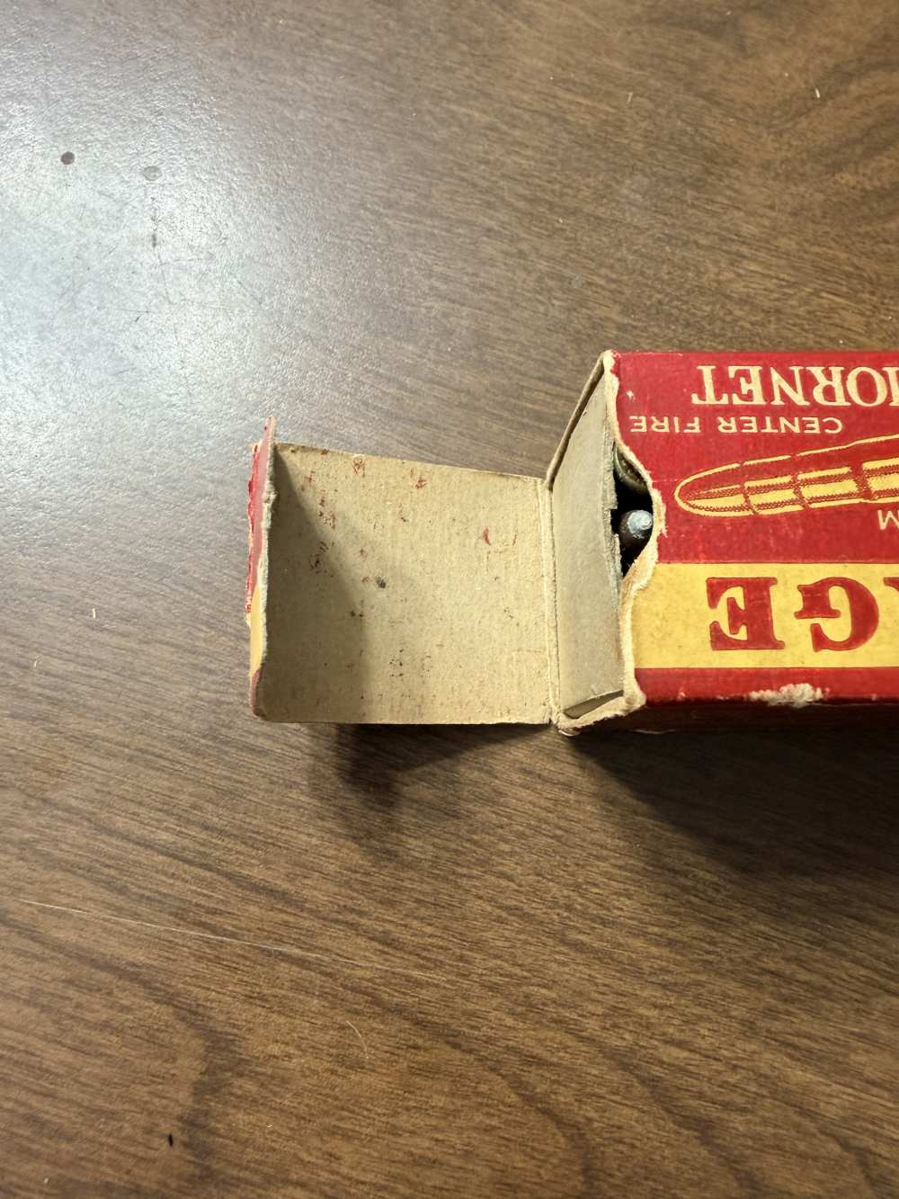 Vintage Savage Indian Head 22 Hornet Ammo Box & Cartridges -img-6