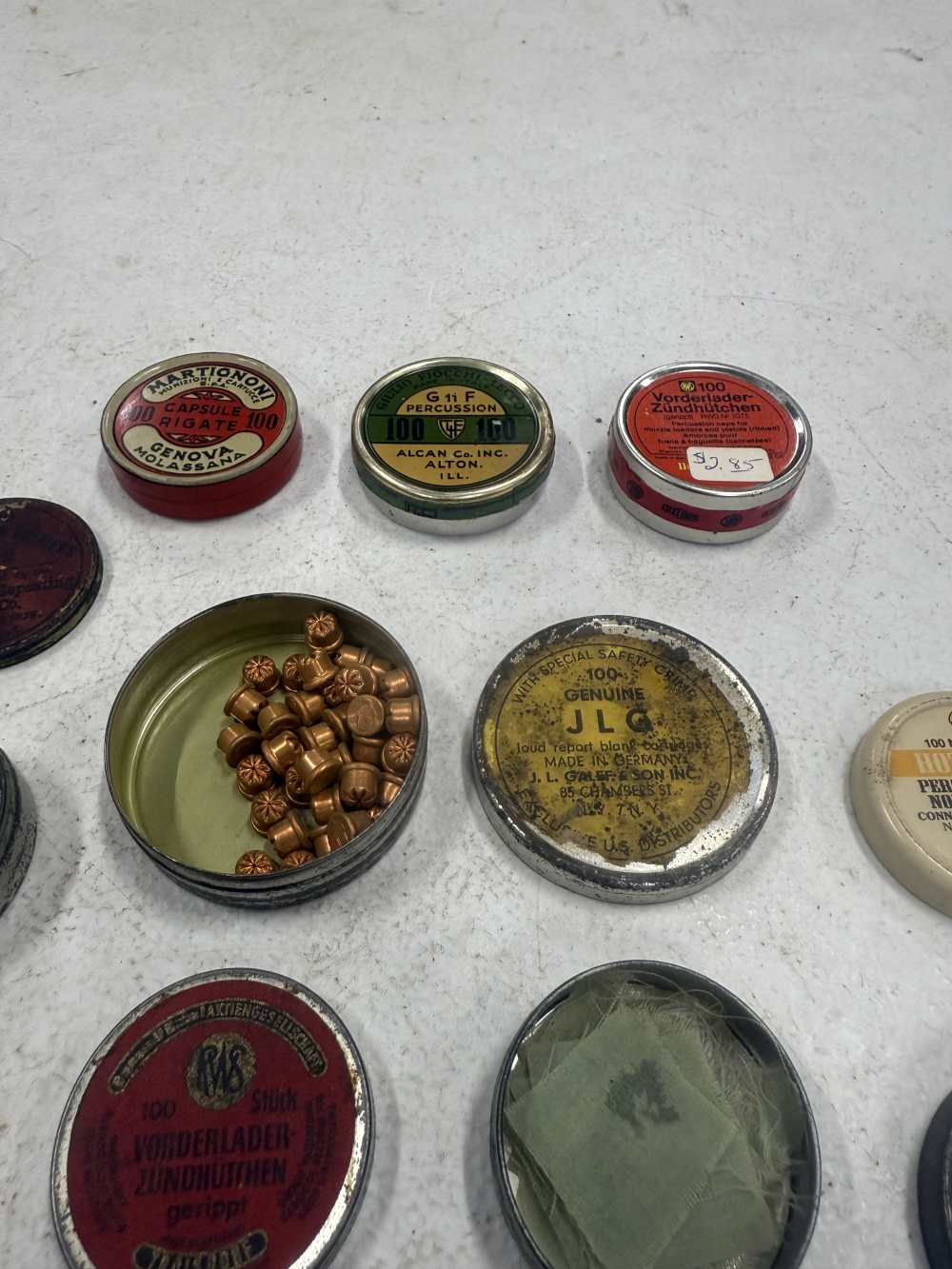 LOT OF 19 Percussion caps tins vintage and antique! WOW!-img-3