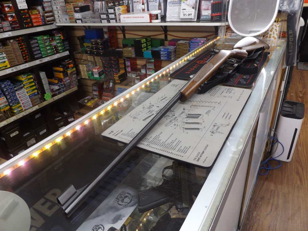 CZ MODEL 455 22 LR WOOD FURNITURE GREAT SHAPE -img-0