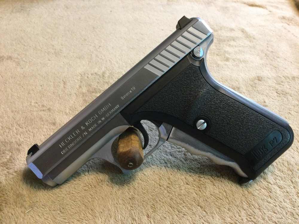 HECKLER & KOCH P7 SEMI-AUTO PISTOL in 9mm Cal.-img-3