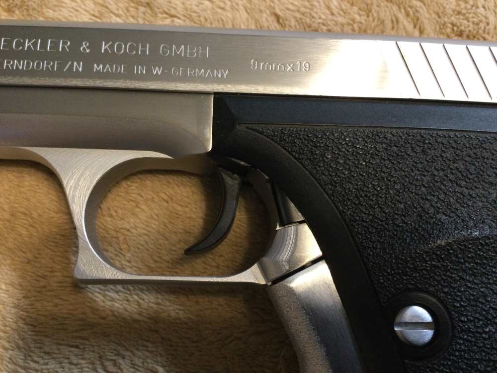 HECKLER & KOCH P7 SEMI-AUTO PISTOL in 9mm Cal.-img-7