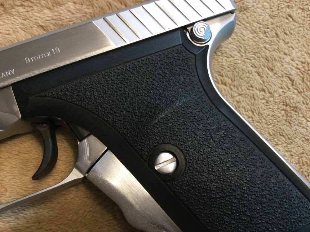 HECKLER & KOCH P7 SEMI-AUTO PISTOL in 9mm Cal.-img-5