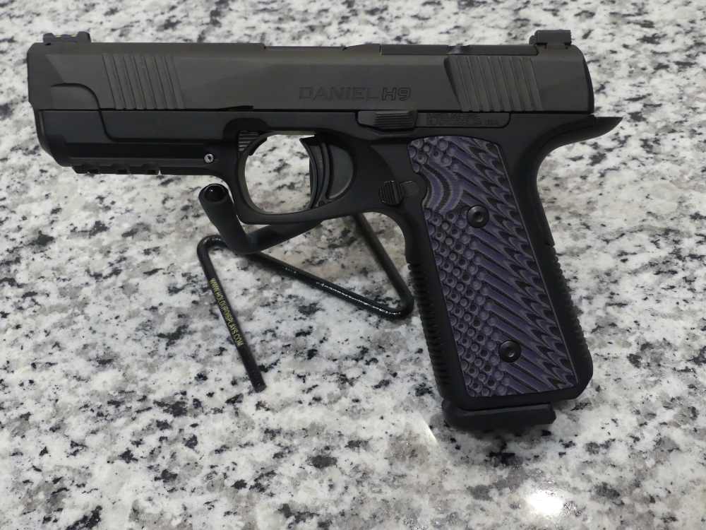 DANIEL DEFENSE H9 COMPACT/ 9MM/ 4.28" BARREL/ COMES WITH OEM BOX/GRIPS-img-2