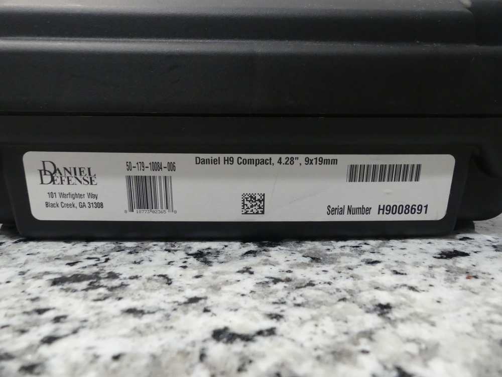 DANIEL DEFENSE H9 COMPACT/ 9MM/ 4.28" BARREL/ COMES WITH OEM BOX/GRIPS-img-5