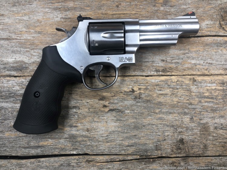 Smith & Wesson 629-6 44 Magnum 163603-img-0