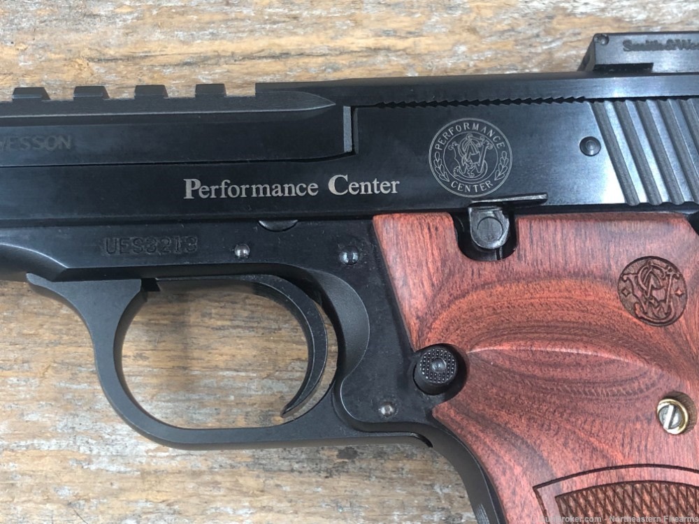 Smith & Wesson 41 Performance Center 22 LR 178031-img-2