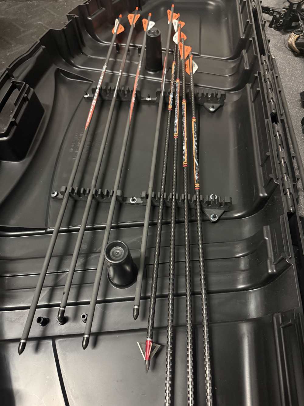 Mathews Vertix Compound Bow - Camo - With Case, Arrows & Accessories-img-12