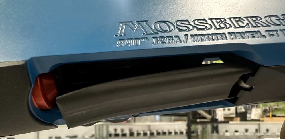 USED MOSSBERG 940 12GA 20" BLACK / BLUE HOLOSUN 407K-img-18