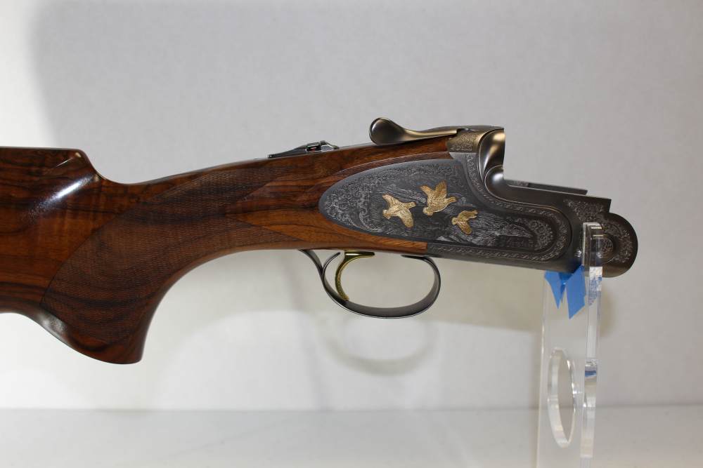 Caesar Guerini Magnus Sporting, 12 gauge, 32" barrels, New in case-img-3