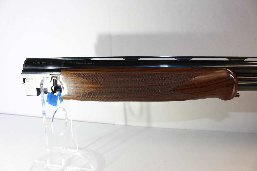 Caesar Guerini Magnus Sporting, 12 gauge, 32" barrels, New in case-img-12