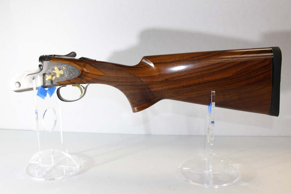 Caesar Guerini Magnus Sporting, 12 gauge, 32" barrels, New in case-img-2
